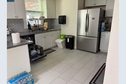 35 Lois Ave, Pittsburg, CA 94565 - Photo 2