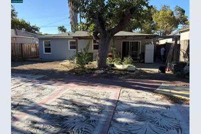 35 Lois Ave, Pittsburg, CA 94565 - Photo 6