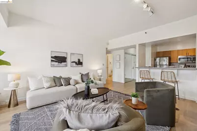6363 Christie Avenue #225, Emeryville, CA 94608 - Photo 4