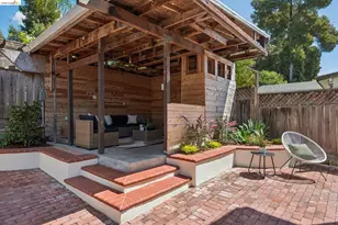 3936 Agua Vista St, Oakland, CA 94601 - Photo 42
