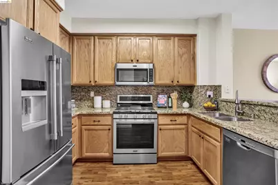 1543 Nevin Plz, Richmond, CA 94801 - Photo 8