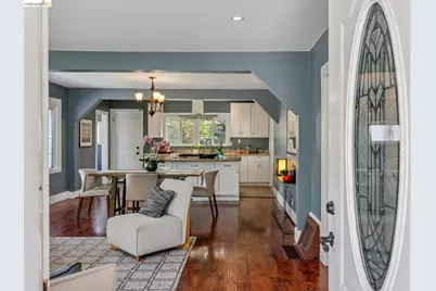 2960 106th Ave, Oakland, CA 94605 - Photo 6