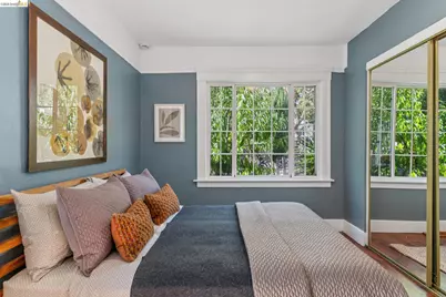2960 106th Ave, Oakland, CA 94605 - Photo 34