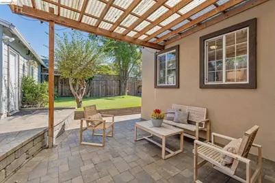 2960 106th Ave, Oakland, CA 94605 - Photo 46
