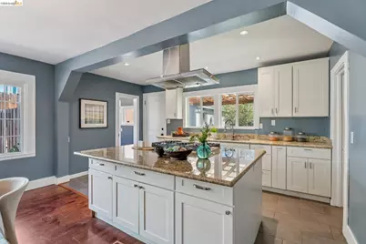 2960 106th Ave, Oakland, CA 94605 - Photo 18