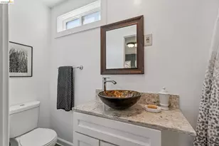 2960 106th Ave, Oakland, CA 94605 - Photo 30