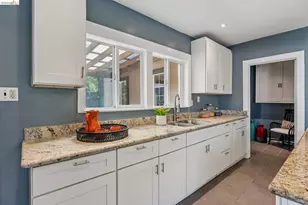2960 106th Ave, Oakland, CA 94605 - Photo 20
