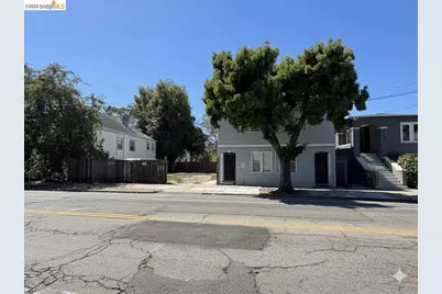 5719 Shattuck Ave, Oakland, CA 94609 - Photo 12