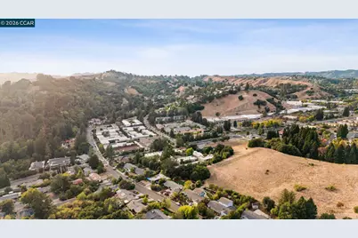 651 Moraga Road #17, Moraga, CA 94556 - Photo 40