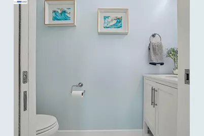 617 Pacific Ave, Alameda, CA 94501 - Photo 16
