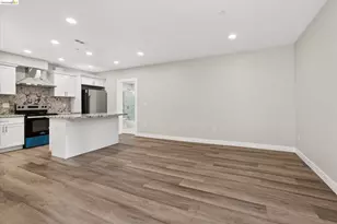 6105 Oakdale Ave, Oakland, CA 94605 - Photo 24
