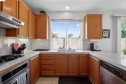 1221 Andrea Way, Vallejo, CA 94591 - Photo 8