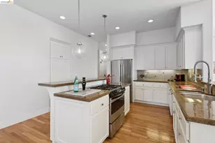 6153 Girvin Dr, Oakland, CA 94611 - Photo 12