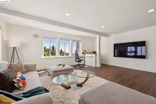 6153 Girvin Dr, Oakland, CA 94611 - Photo 36