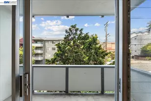 3768 Harrison St, Oakland, CA 94611 - Photo 18