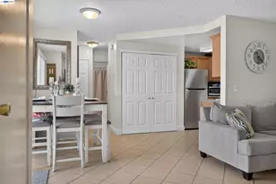 237 Del Loma Ct, Fairfield, CA 94533 - Photo 8