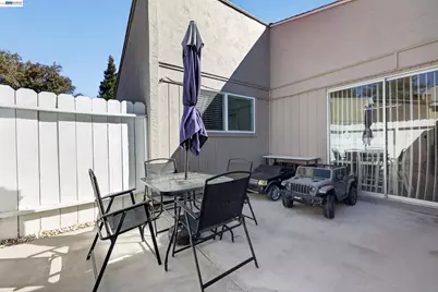 237 Del Loma Court, Fairfield, CA 94533 - Photo 16