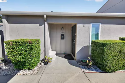 237 Del Loma Court, Fairfield, CA 94533 - Photo 1