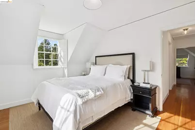 6200 Aspinwall Rd, Oakland, CA 94611 - Photo 18