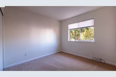 1548 Freed Cir, Pittsburg, CA 94565 - Photo 16