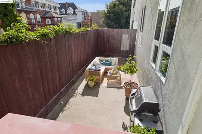 127 Bayo Vista Ave #104, Oakland, CA 94611 - Photo 24