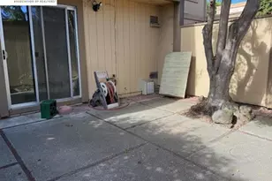3204 Fiji Ln, Alameda, CA 94502 - Photo 10