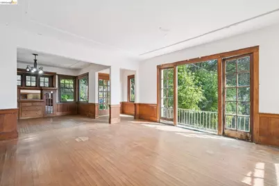 2605 Hilgard Ave, Berkeley, CA 94709 - Photo 16
