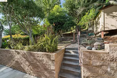 2605 Hilgard Ave, Berkeley, CA 94709 - Photo 54
