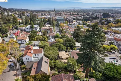 2605 Hilgard Ave, Berkeley, CA 94709 - Photo 10