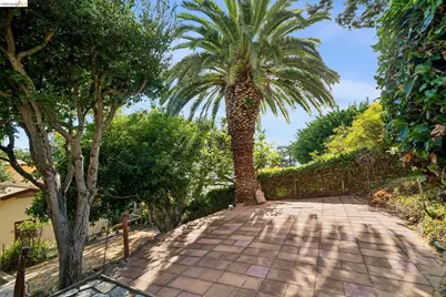 2605 Hilgard Ave, Berkeley, CA 94709 - Photo 60