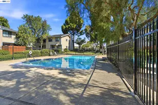 6043 Joaquin Murieta Ave, Newark, CA 94560 - Photo 40