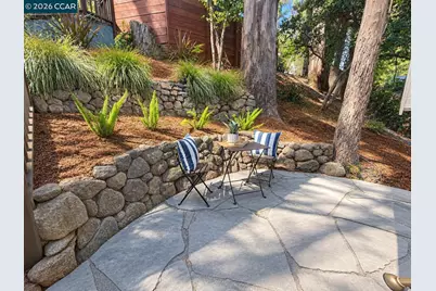5924 Balboa Dr, Oakland, CA 94611 - Photo 4