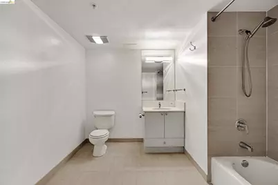 311 Oak St #842, Oakland, CA 94607 - Photo 12