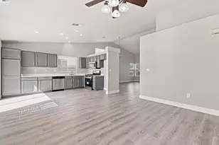 2422 Presidente St, Stockton, CA 95210 - Photo 16