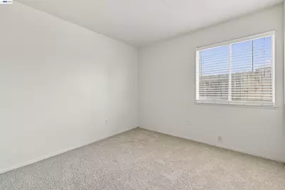 2422 Presidente St, Stockton, CA 95210 - Photo 28