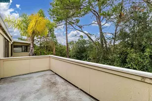 1748 Golden Rain Rd, Walnut Creek, CA 94595 - Photo 30