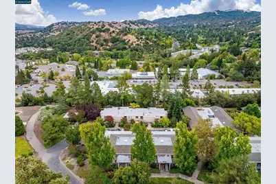 1748 Golden Rain Rd #5, Walnut Creek, CA 94595 - Photo 36
