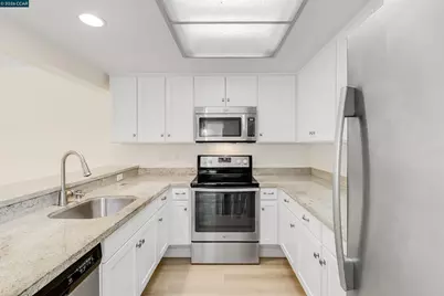 1748 Golden Rain Rd #5, Walnut Creek, CA 94595 - Photo 12