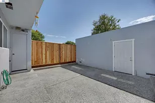 3424 Pisces Dr, San Jose, CA 95111 - Photo 24