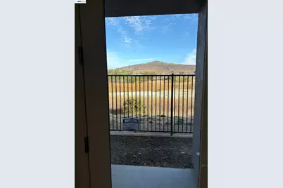 2412 Golden Way, Fairfield, CA 94533 - Photo 14