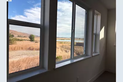 2412 Golden Way, Fairfield, CA 94533 - Photo 20