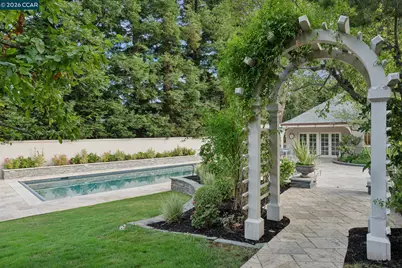 1232 Rose Ln, Lafayette, CA 94549 - Photo 50