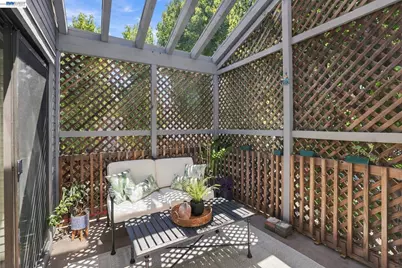 1655 Geary Rd #21, Walnut Creek, CA 94597 - Photo 32