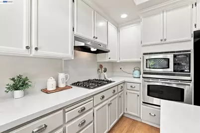 1655 Geary Rd #21, Walnut Creek, CA 94597 - Photo 16
