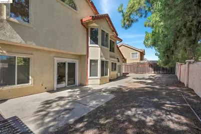 4437 Rock Island Dr, Antioch, CA 94509 - Photo 54