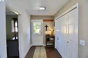 1522 Vallecito, Angels Camp, CA 95222 - Photo 22