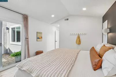 4893 Shadowfalls Dr, Martinez, CA 94553 - Photo 40