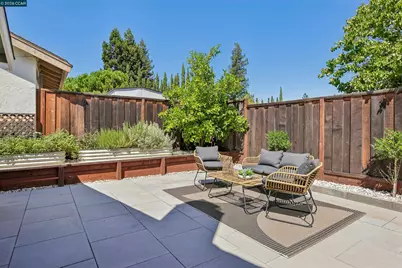 4893 Shadowfalls Dr, Martinez, CA 94553 - Photo 56