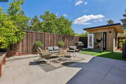 4893 Shadowfalls Dr, Martinez, CA 94553 - Photo 54