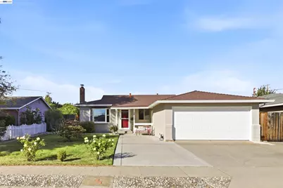 36054 Rosewood Dr, Newark, CA 94560 - Photo 4